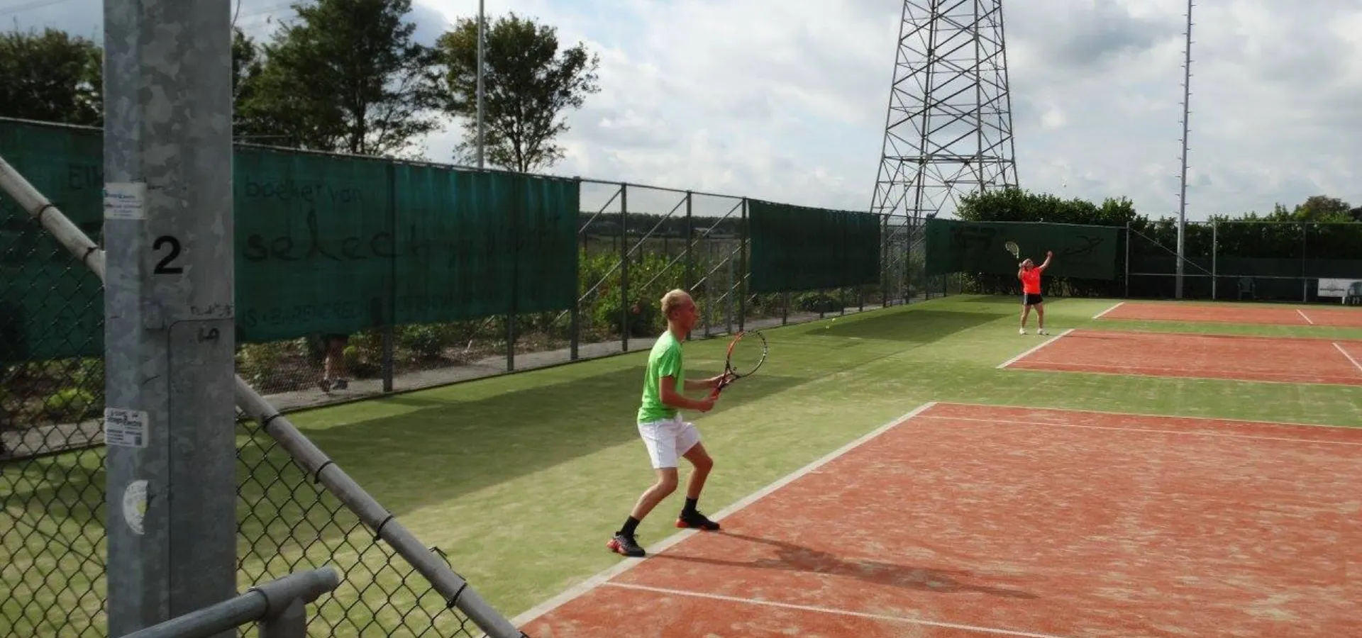 Tennisplatz Vierpolder